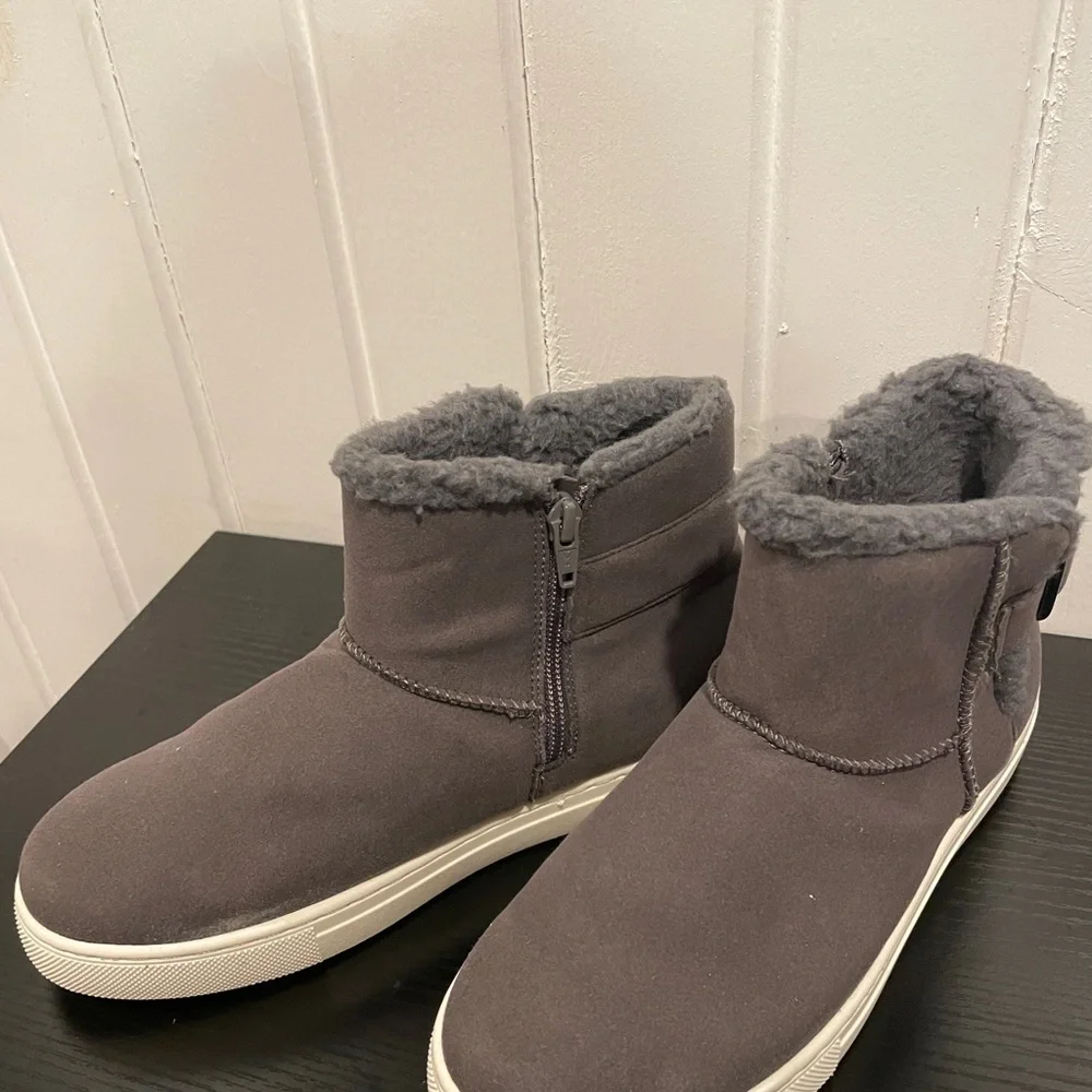 Cliffs by white mountain Gray Cozy Faux-Shearling Ankle Boots size  7.5
